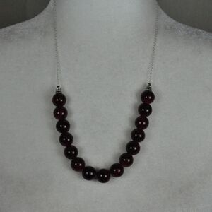 Red and Black Beaded Necklace with Glossy Finish